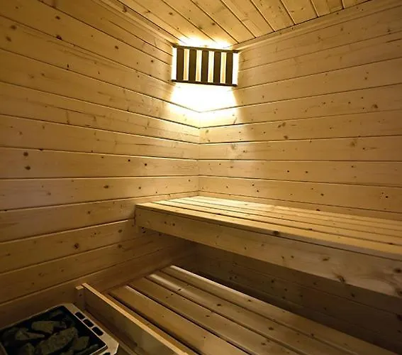 Domaine De La Traxene Hotel