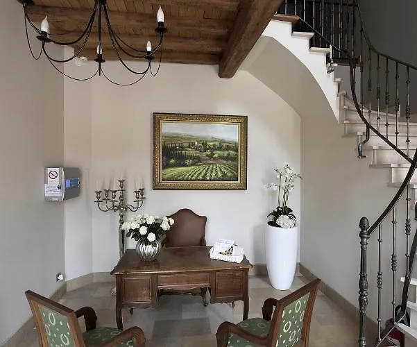 Domaine De La Traxene Hotel *